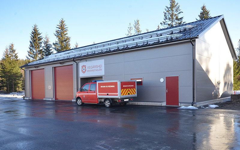 Brannstasjon på Vegårdshei utvendig